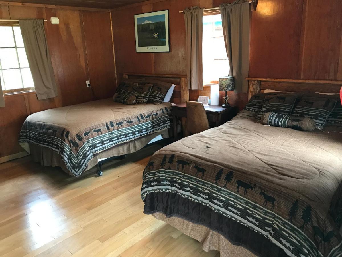 Gwin'S Lodge & Roadhouse Cooper Landing Экстерьер фото