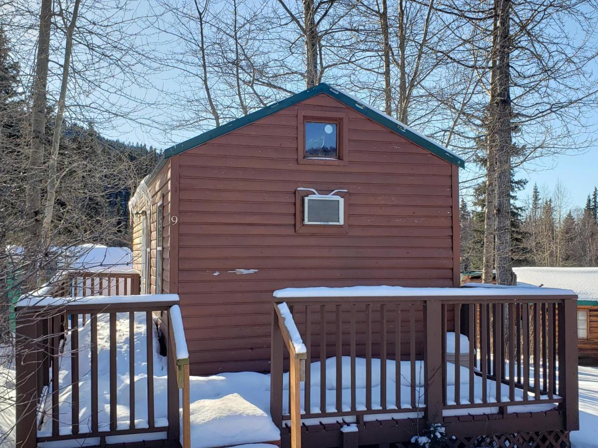 Gwin'S Lodge & Roadhouse Cooper Landing Экстерьер фото