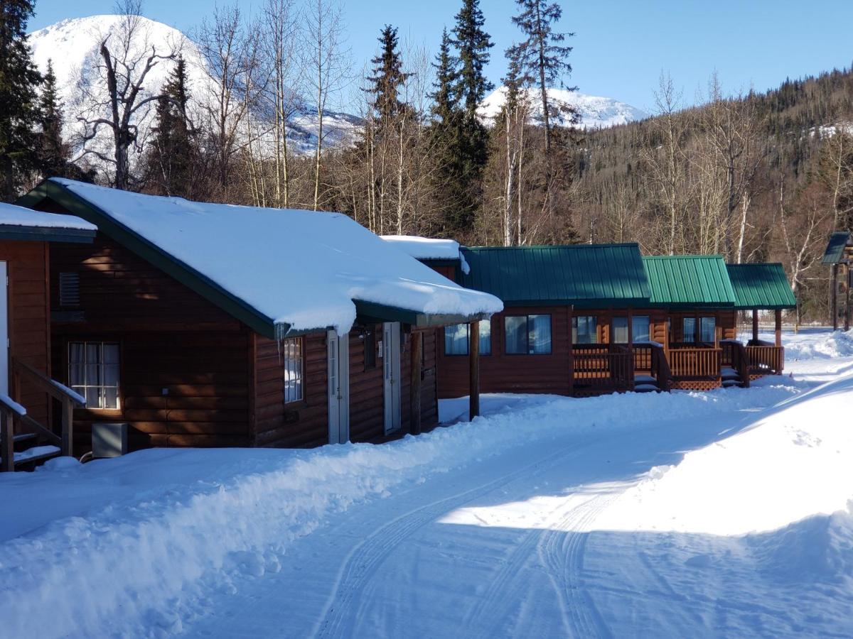 Gwin'S Lodge & Roadhouse Cooper Landing Экстерьер фото