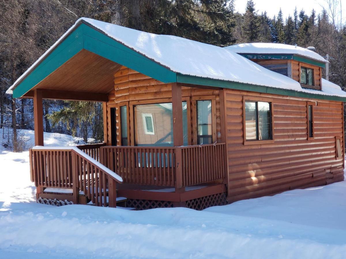 Gwin'S Lodge & Roadhouse Cooper Landing Экстерьер фото