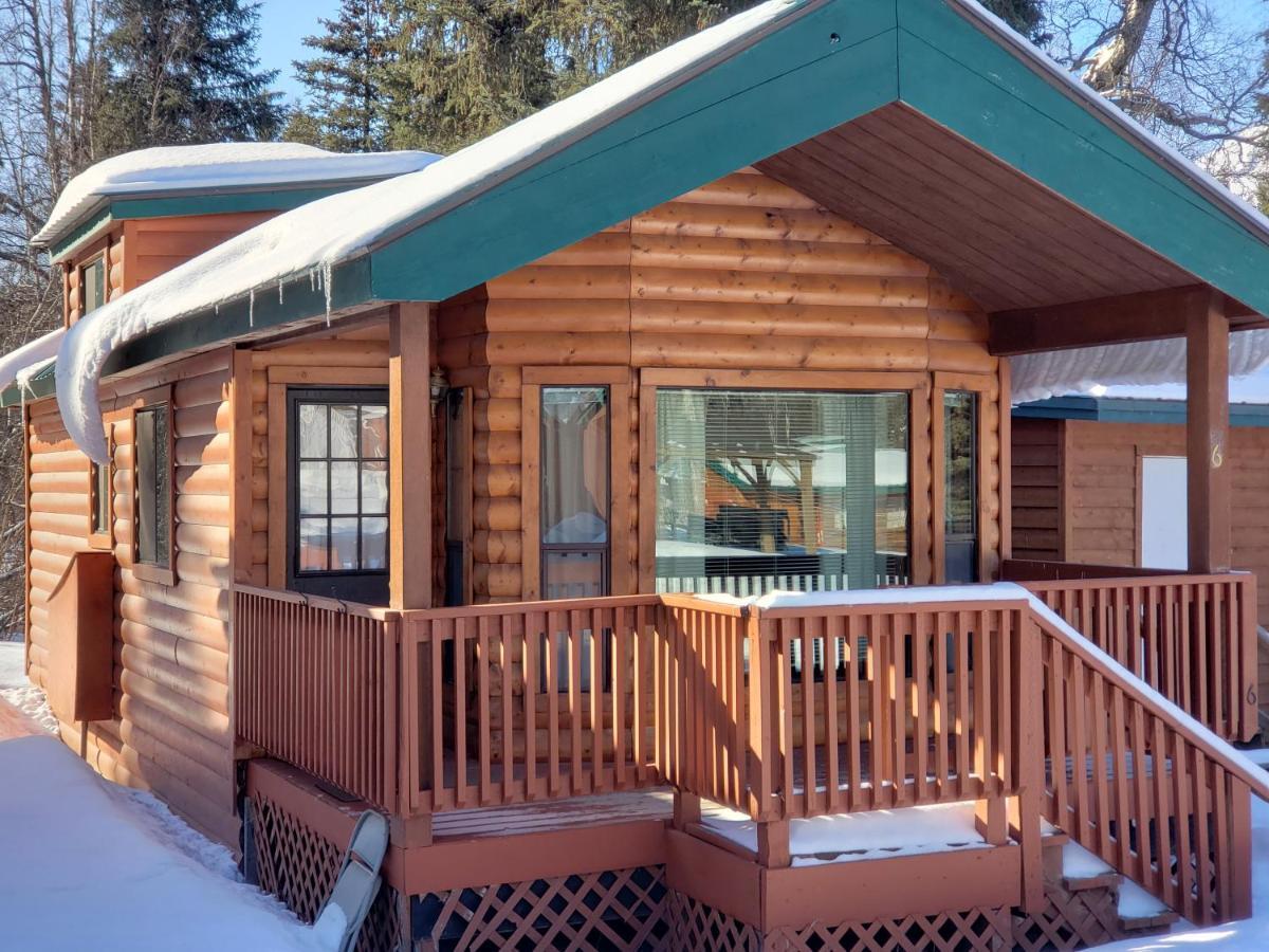Gwin'S Lodge & Roadhouse Cooper Landing Экстерьер фото