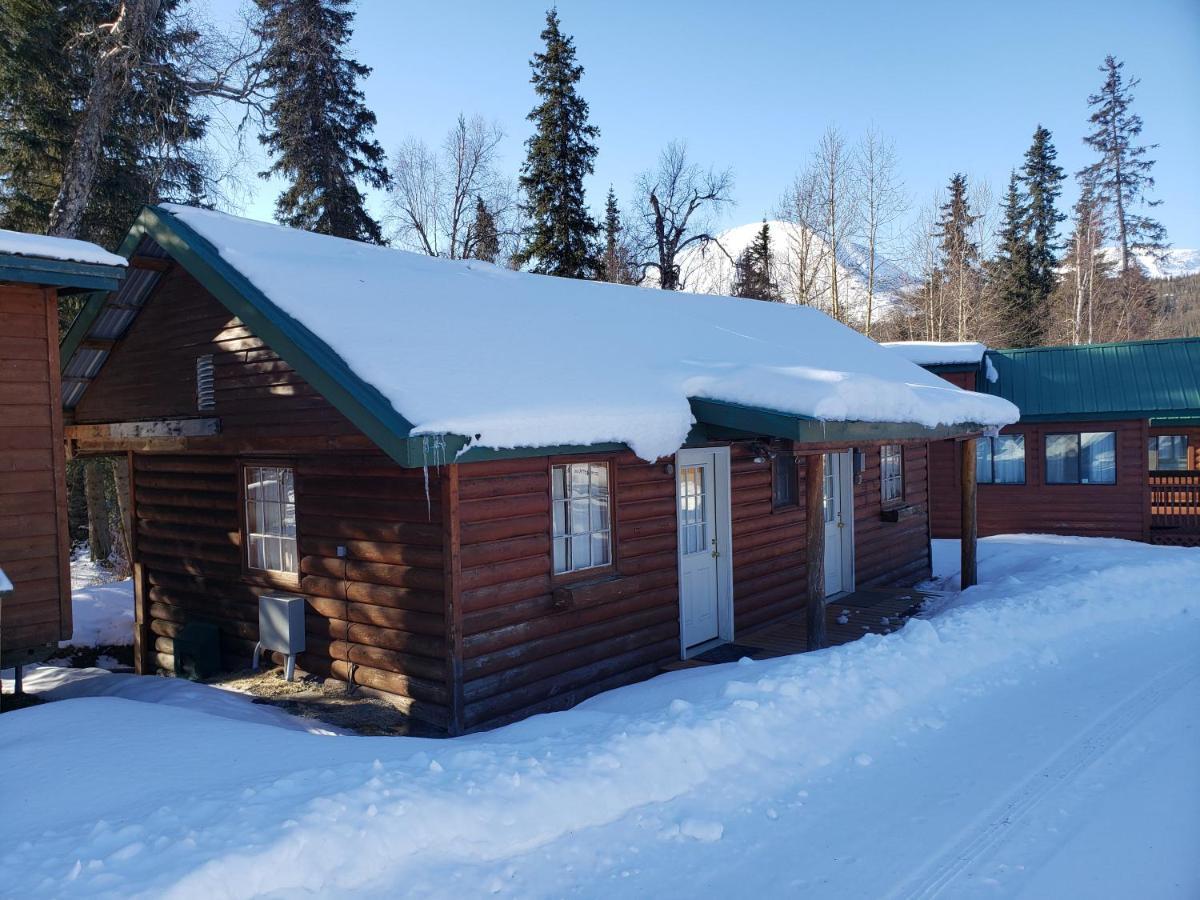 Gwin'S Lodge & Roadhouse Cooper Landing Экстерьер фото